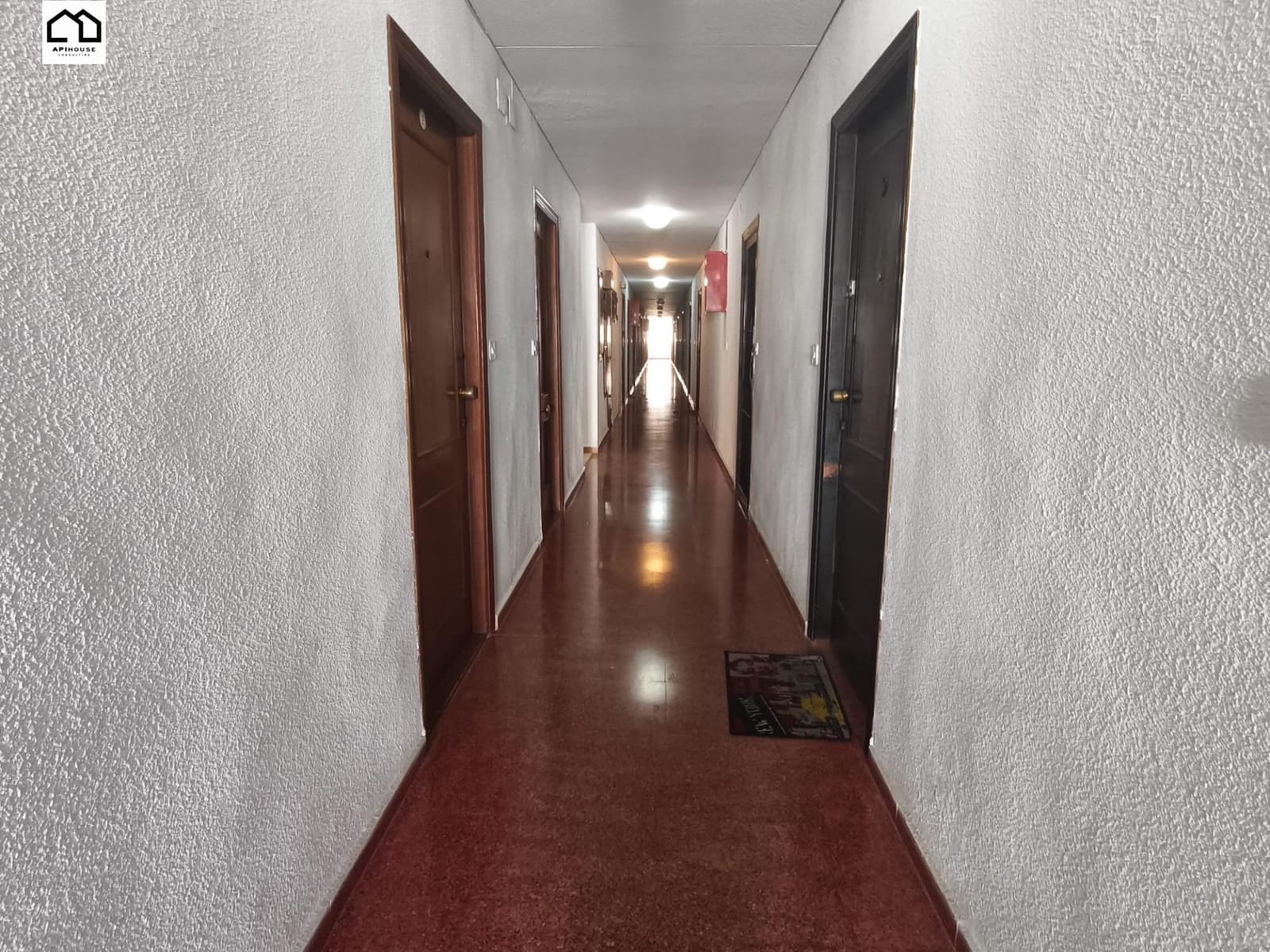 Studio for sale in Torrevieja - € 79,000 (Ref: 9506833)