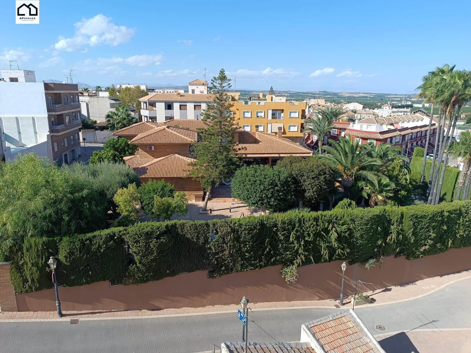 Pensión/Hostal en San Miguel de Salinas en venta - 280.000 € (Ref: 9506834)