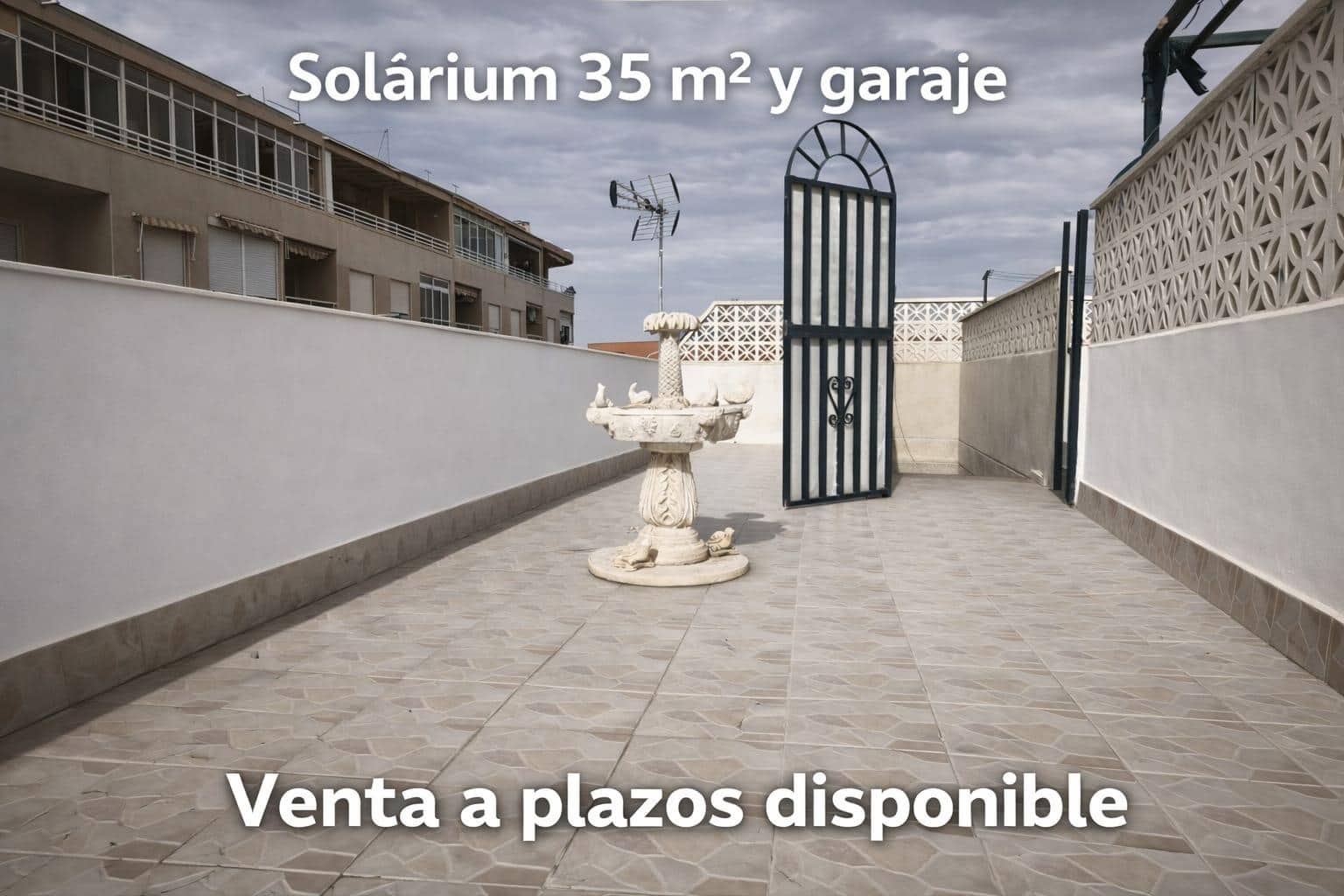 2 sypialnia Penthouse na sprzedaż w Torrevieja z garażem - 205 000 € (Ref: 9506836)