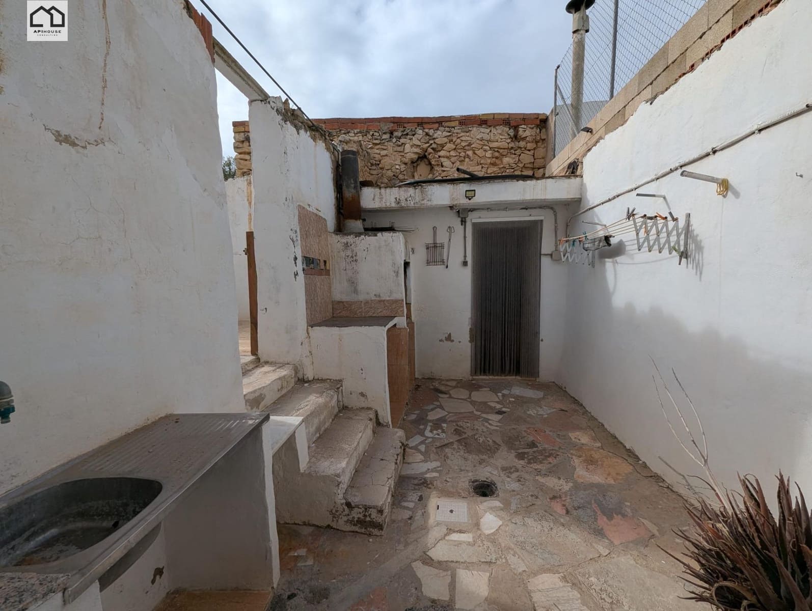 5 soverom Leilighet til salgs i Monovar / Monover - € 131 000 (Ref: 9506839)