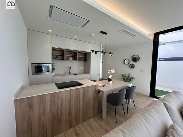 3 bedroom Villa for sale in Torre de la Horadada, Pilar de la Horadada with pool - € 599,000 (Ref: 9506842)