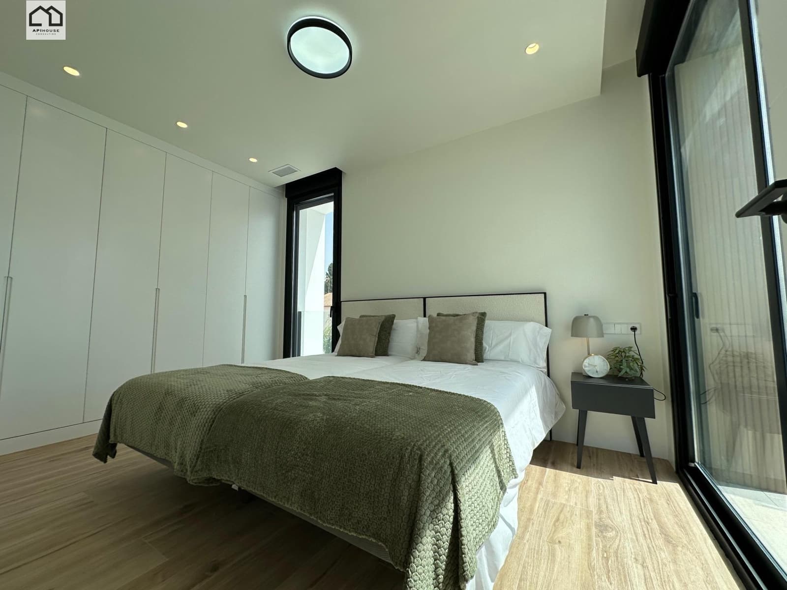 3 bedroom Villa for sale in Torre de la Horadada with pool - € 599,000 (Ref: 9506842)