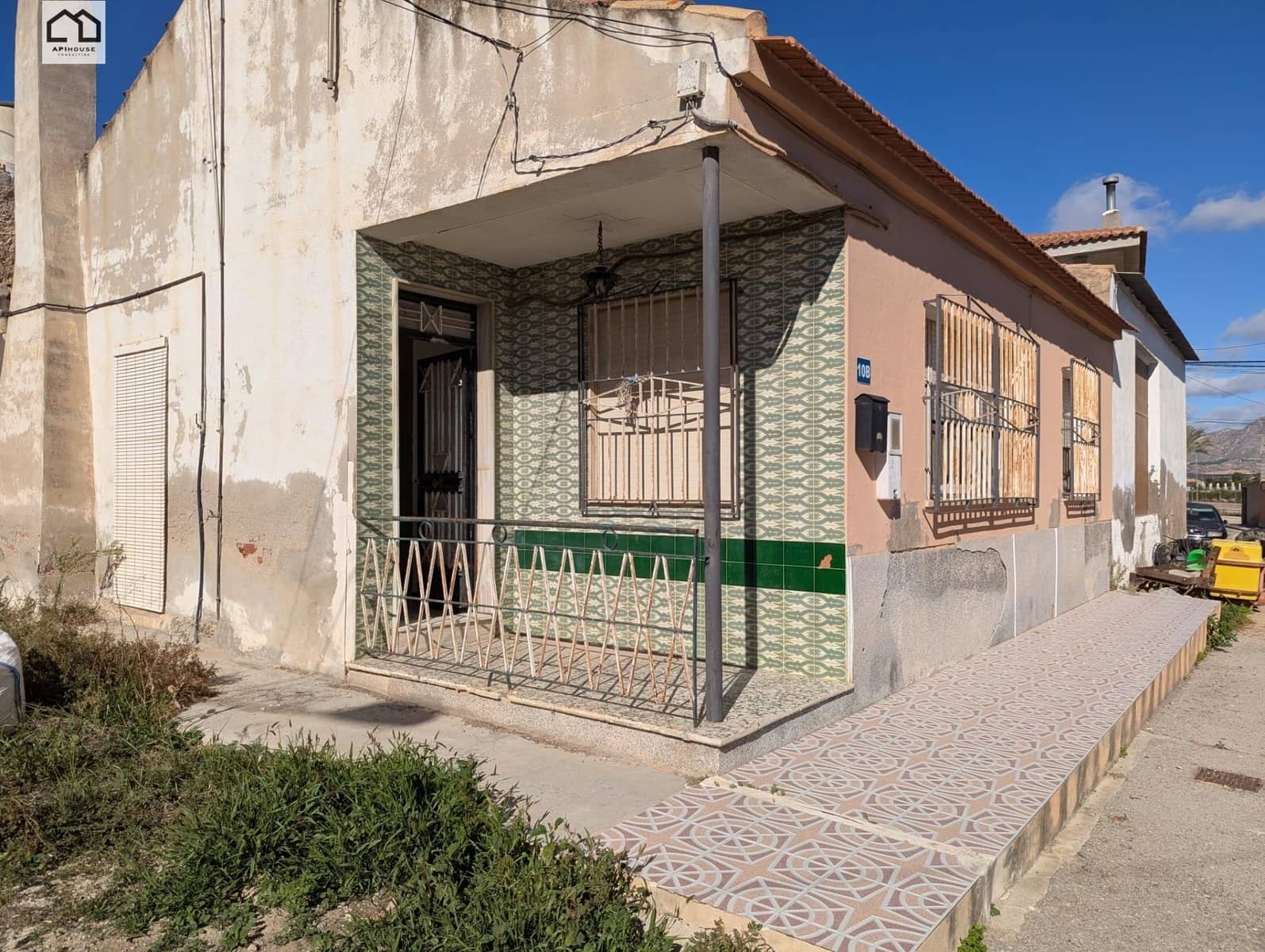 Casa de 3 habitaciones en Orihuela en venta - 104.000 € (Ref: 9506844)