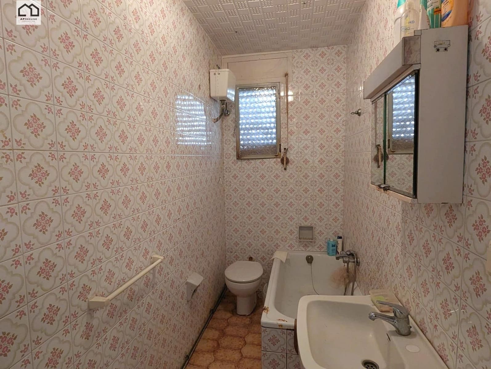 Casa de 3 habitaciones en Orihuela en venta - 104.000 € (Ref: 9506844)