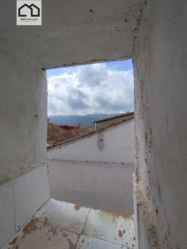 4 soveværelse Byhus til salg i Montesa - € 33.300 (Ref: 9506852)