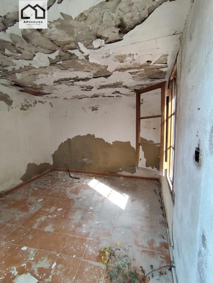 4 soveværelse Byhus til salg i Montesa - € 33.300 (Ref: 9506852)