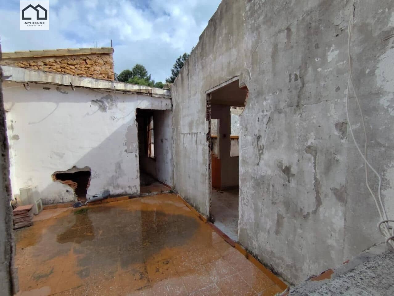 4 soveværelse Byhus til salg i Montesa - € 33.300 (Ref: 9506852)