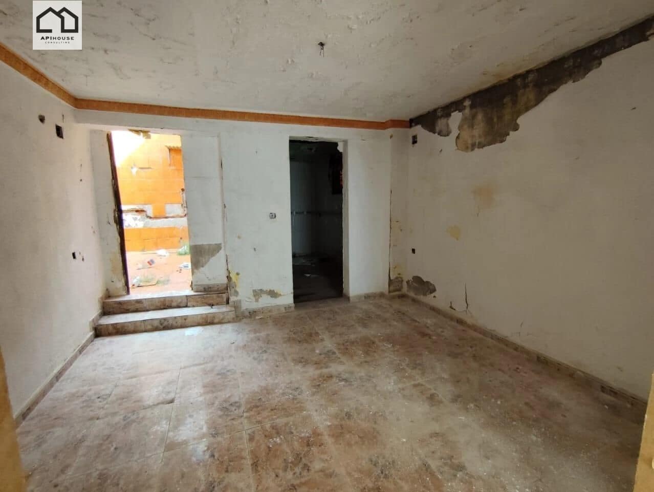 4 soveværelse Byhus til salg i Montesa - € 33.300 (Ref: 9506852)