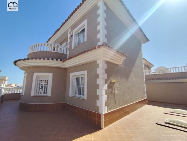 5 quarto Moradia para venda em Los Balcones - Los Altos, Torrevieja com garagem - 320 000 € (Ref: 9506857)