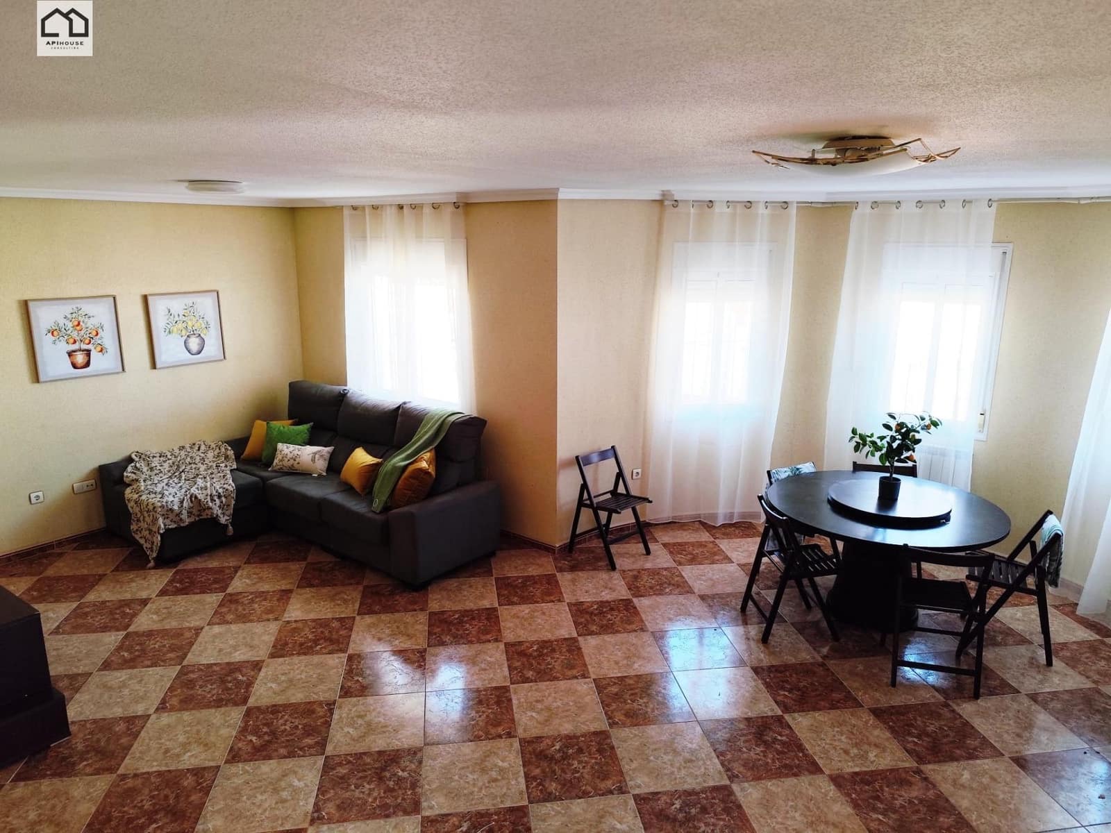 5 quarto Moradia para venda em Torrevieja com garagem - 320 000 € (Ref: 9506857)