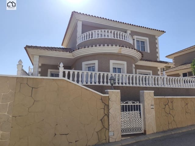 5 quarto Moradia para venda em Los Balcones - Los Altos, Torrevieja com garagem - 320 000 € (Ref: 9506857)
