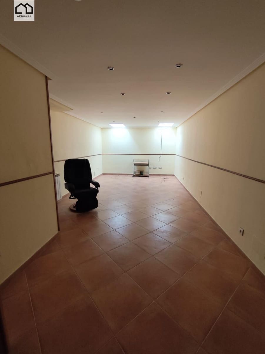 5 quarto Moradia para venda em Torrevieja com garagem - 320 000 € (Ref: 9506857)