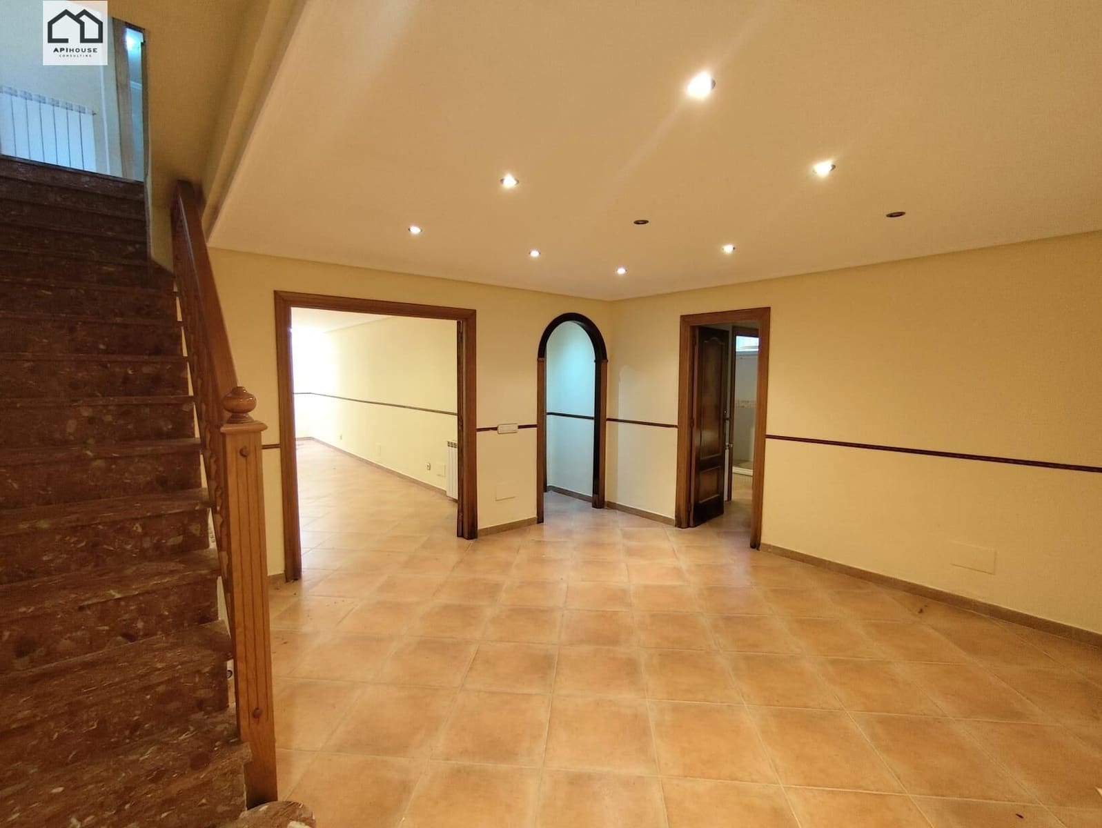 5 quarto Moradia para venda em Torrevieja com garagem - 320 000 € (Ref: 9506857)