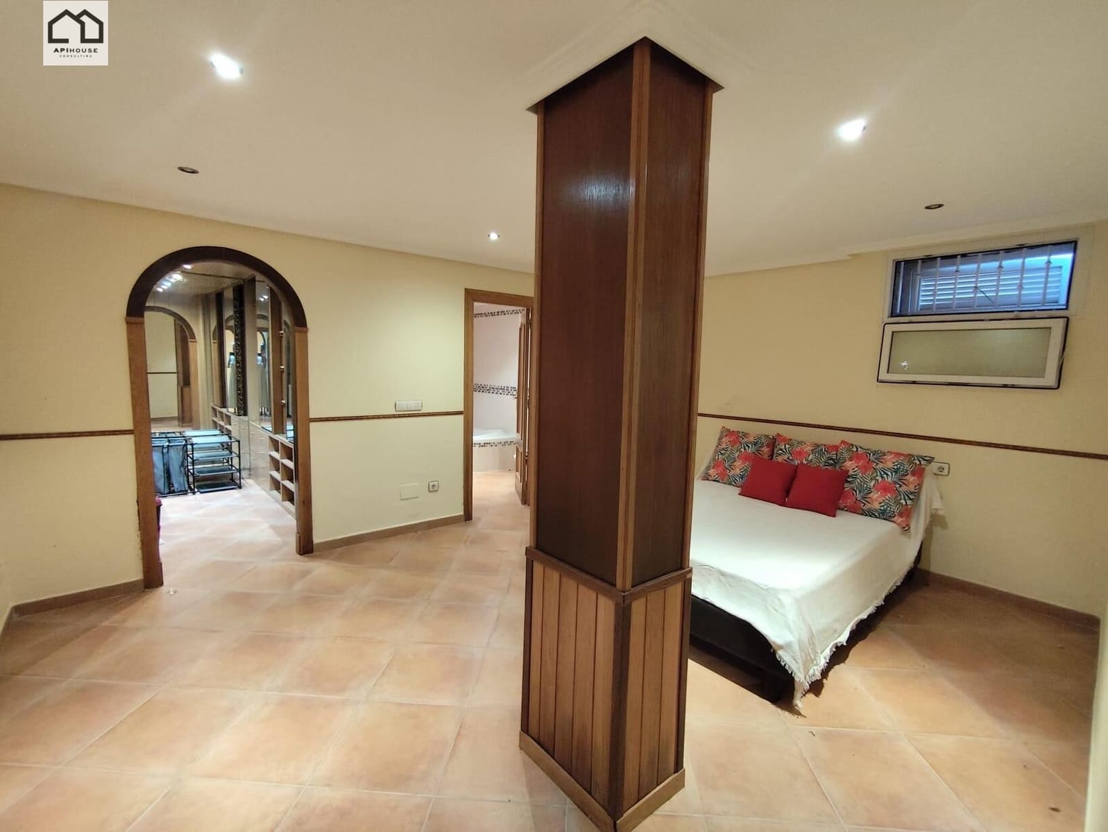 5 quarto Moradia para venda em Torrevieja com garagem - 320 000 € (Ref: 9506857)