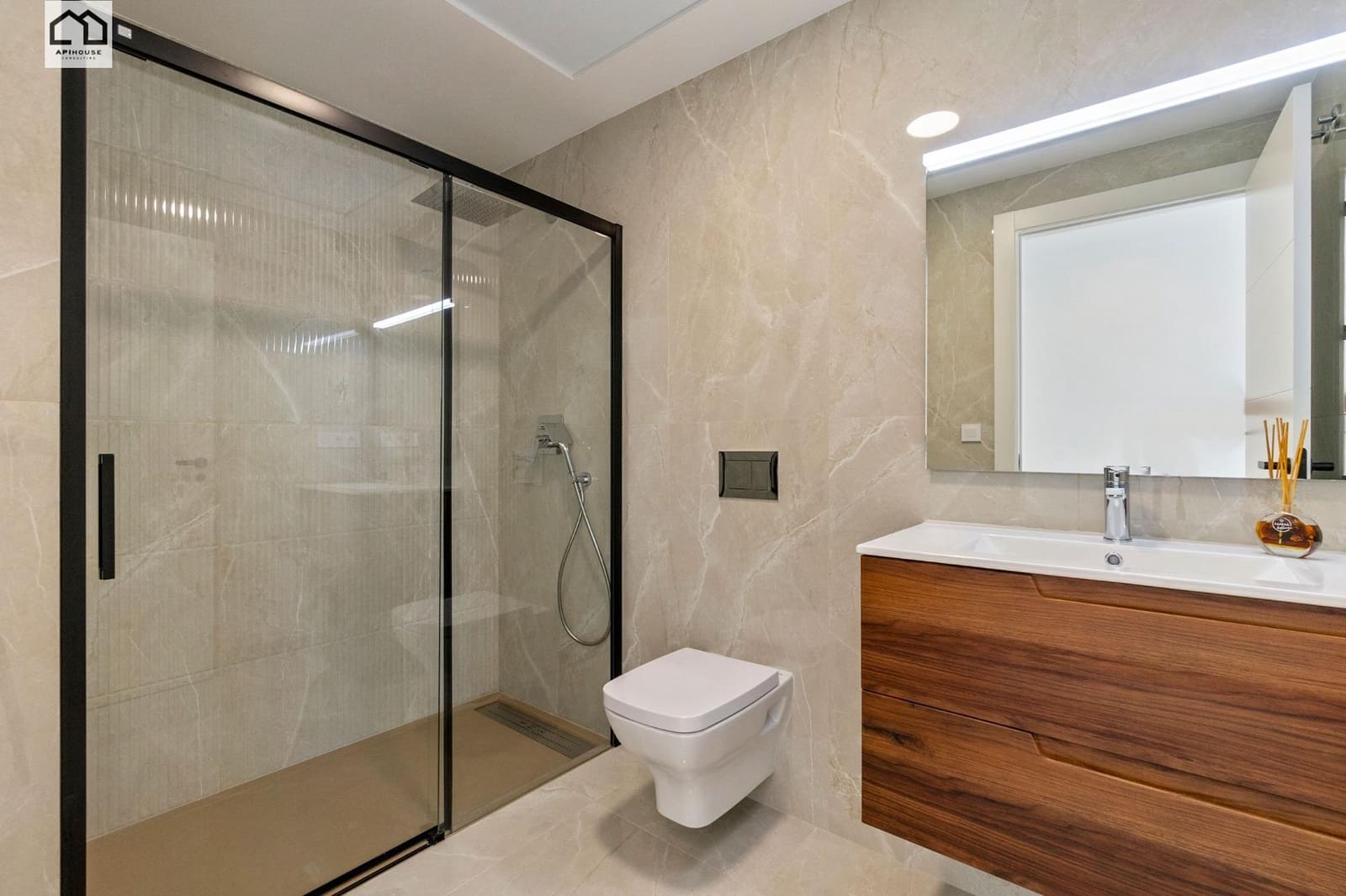 3 soveværelse Rækkehus til salg i Benijofar med garage - € 460.000 (Ref: 9506858)