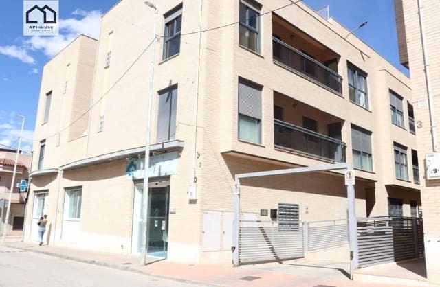 Piso de 2 habitaciones en Hondón de las Nieves en venta con garaje - 118.000 € (Ref: 9506860)
