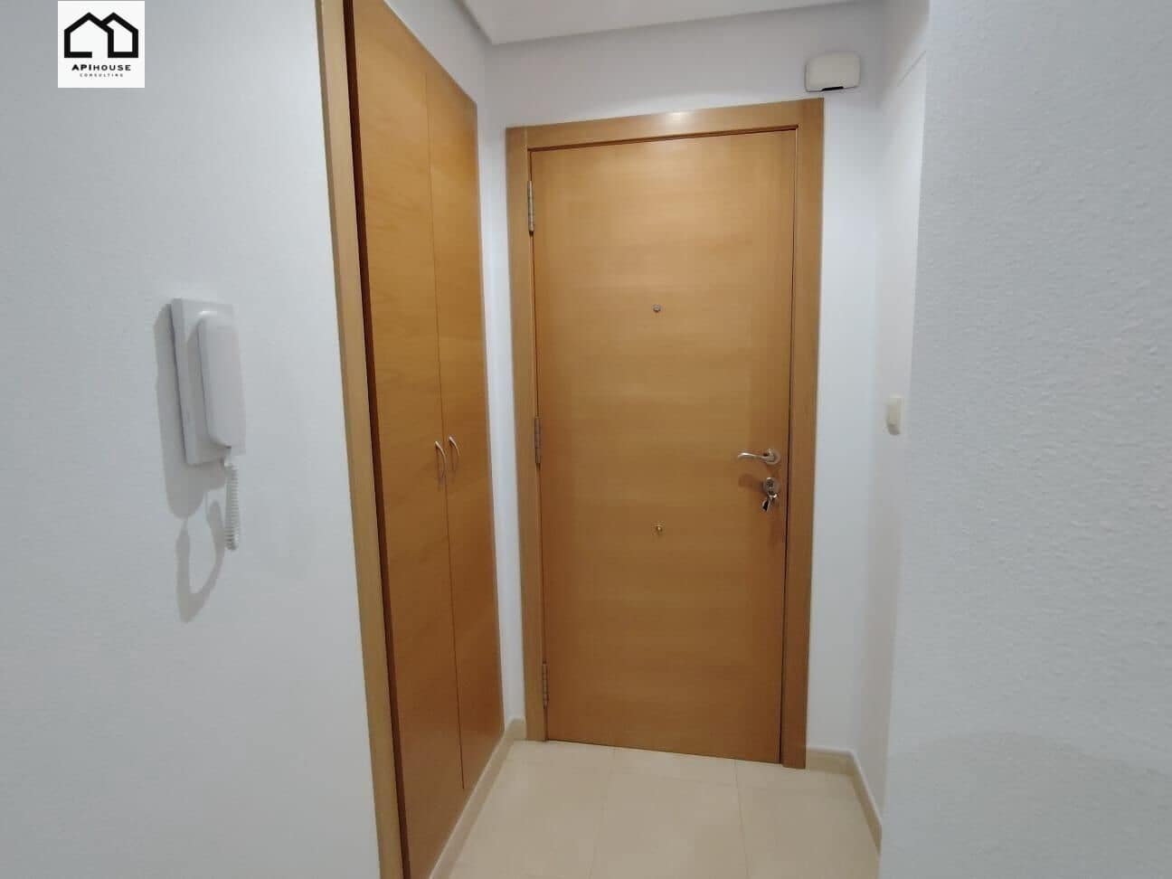 Piso de 2 habitaciones en Hondón de las Nieves en venta con garaje - 118.000 € (Ref: 9506860)