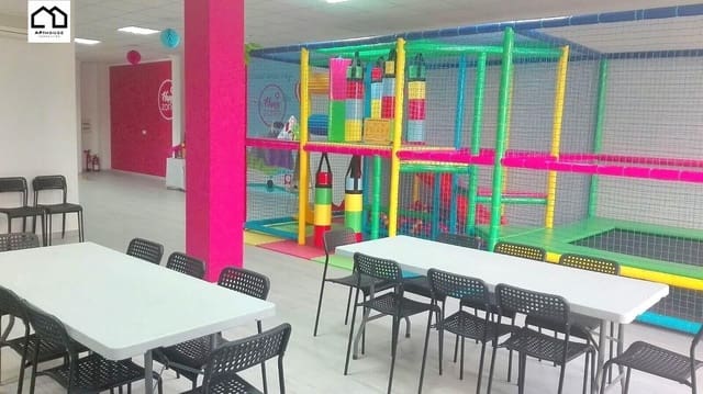 Local Comercial en Orihuela en venta - 192.000 € (Ref: 9506861)