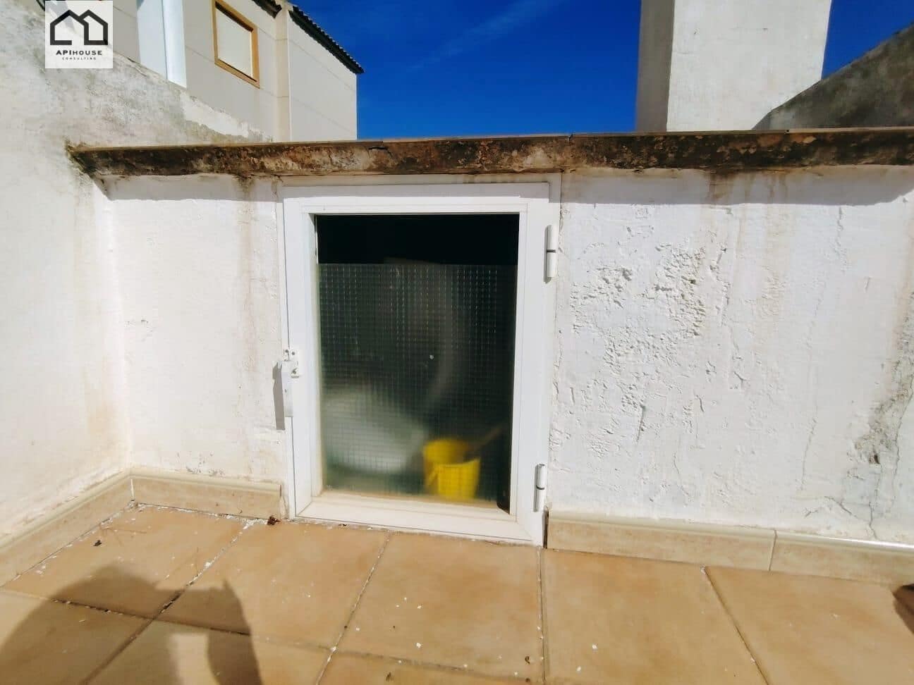 2 soverom Penthouse til salgs i Torrevieja med svømmebasseng - € 139 900 (Ref: 9506864)