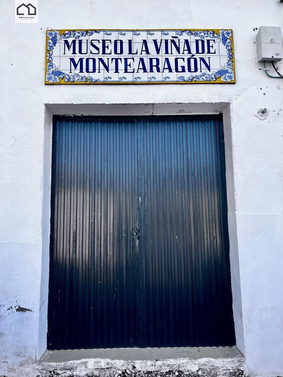 4 quarto Casa em Banda para venda em Montearagon - 29 999 € (Ref: 9506865)