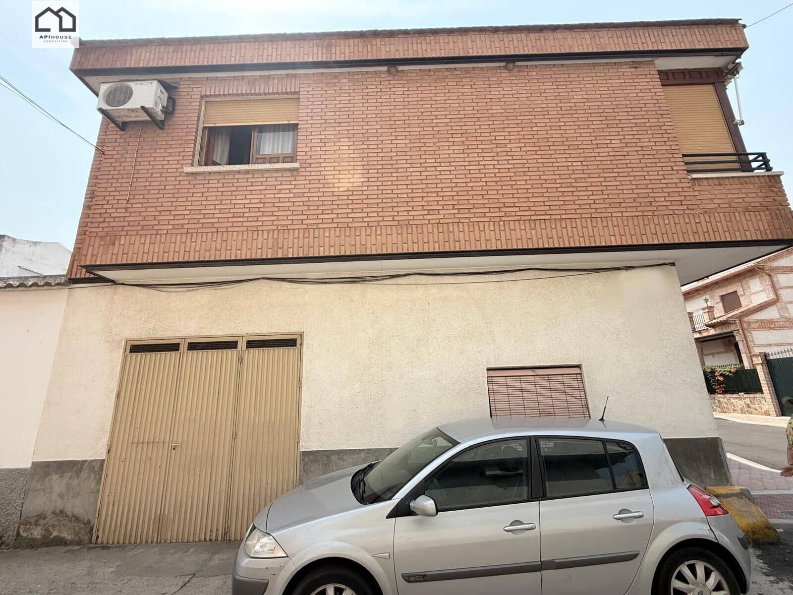 6 Zimmer Haus zu verkaufen in Santa Olalla mit Garage - 180.000 € (Ref: 9506869)