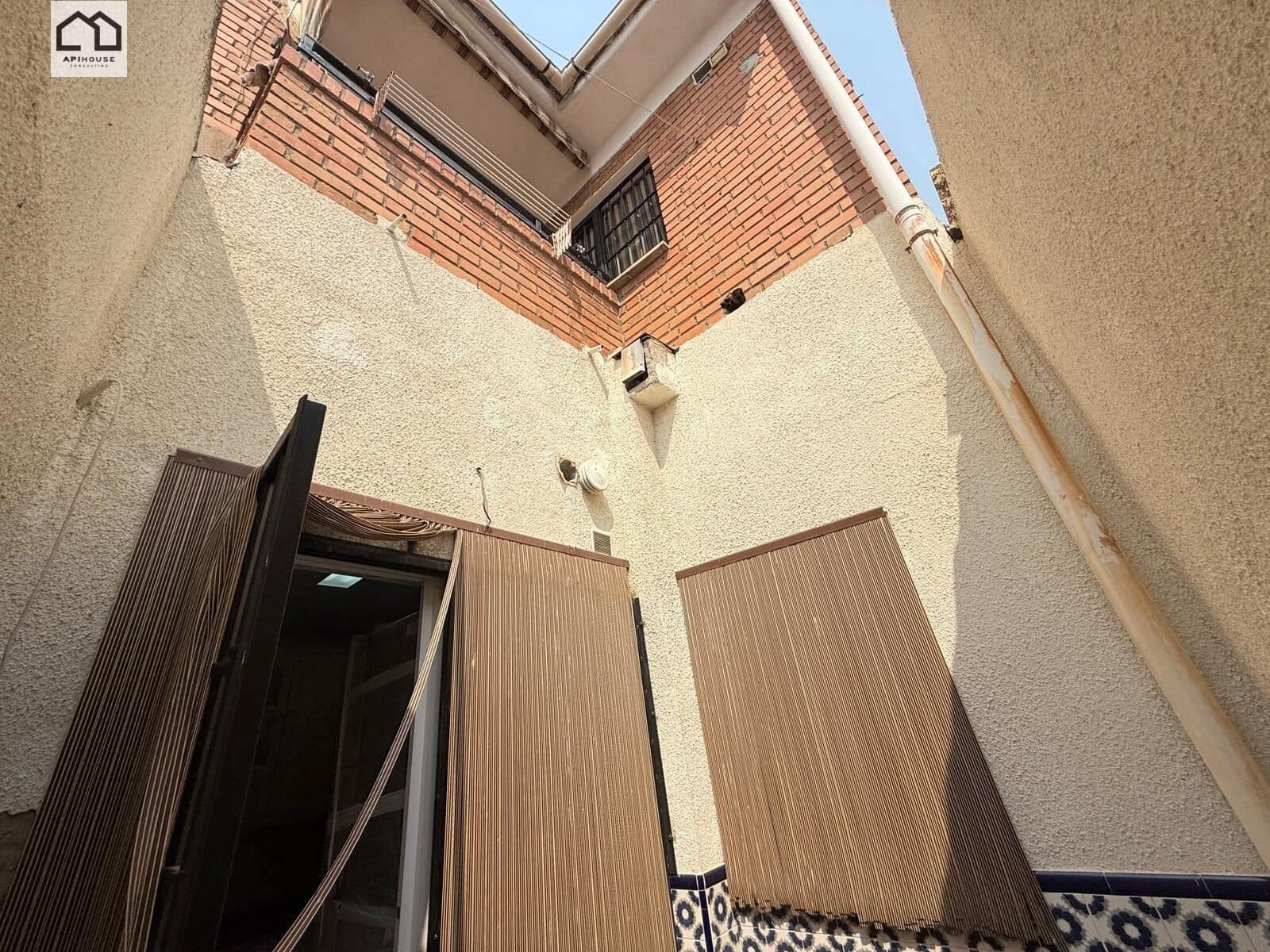 6 Zimmer Haus zu verkaufen in Santa Olalla mit Garage - 180.000 € (Ref: 9506869)