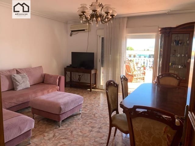 4 makuuhuone Huvila myytävänä paikassa La Zenia, Orihuela mukana 
autotalli - 899 500 € (Ref: 9506871)