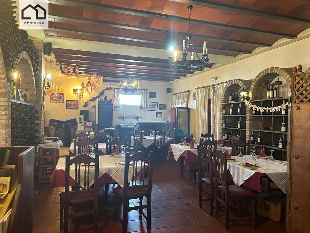 4 makuuhuone Huvila myytävänä paikassa La Zenia mukana 
autotalli - 899 500 € (Ref: 9506871)