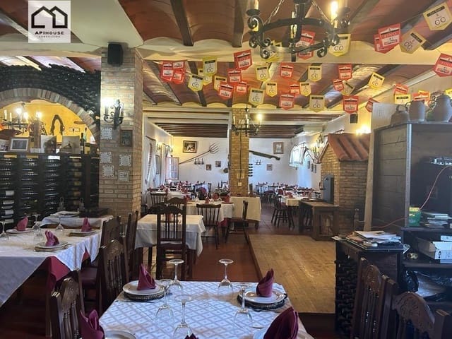 Negocio en La Zenia, Orihuela en venta - 899.500 € (Ref: 9506872)