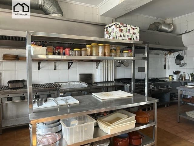 Negocio en La Zenia, Orihuela en venta - 899.500 € (Ref: 9506872)