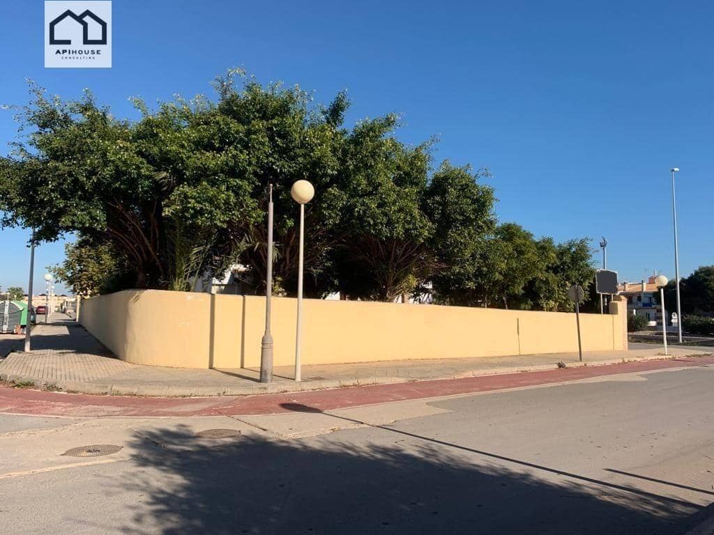 Negocio en La Zenia en venta - 899.500 € (Ref: 9506872)