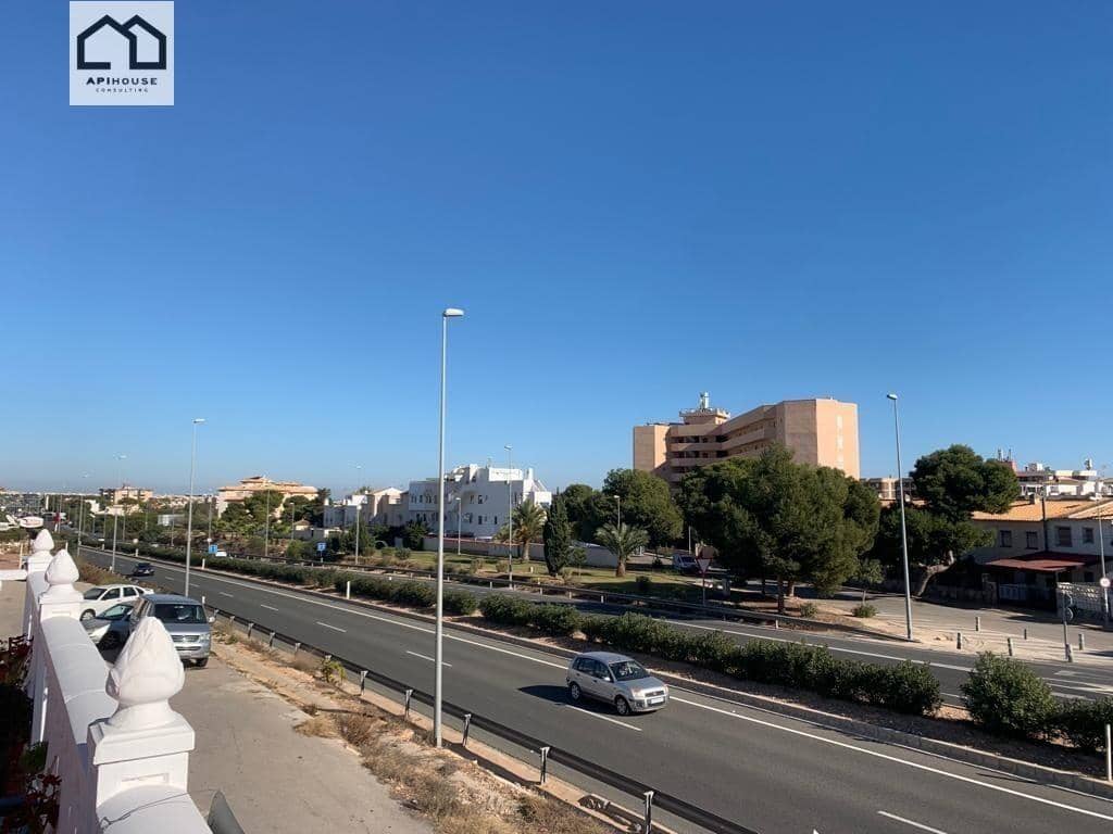Negocio en La Zenia en venta - 899.500 € (Ref: 9506872)