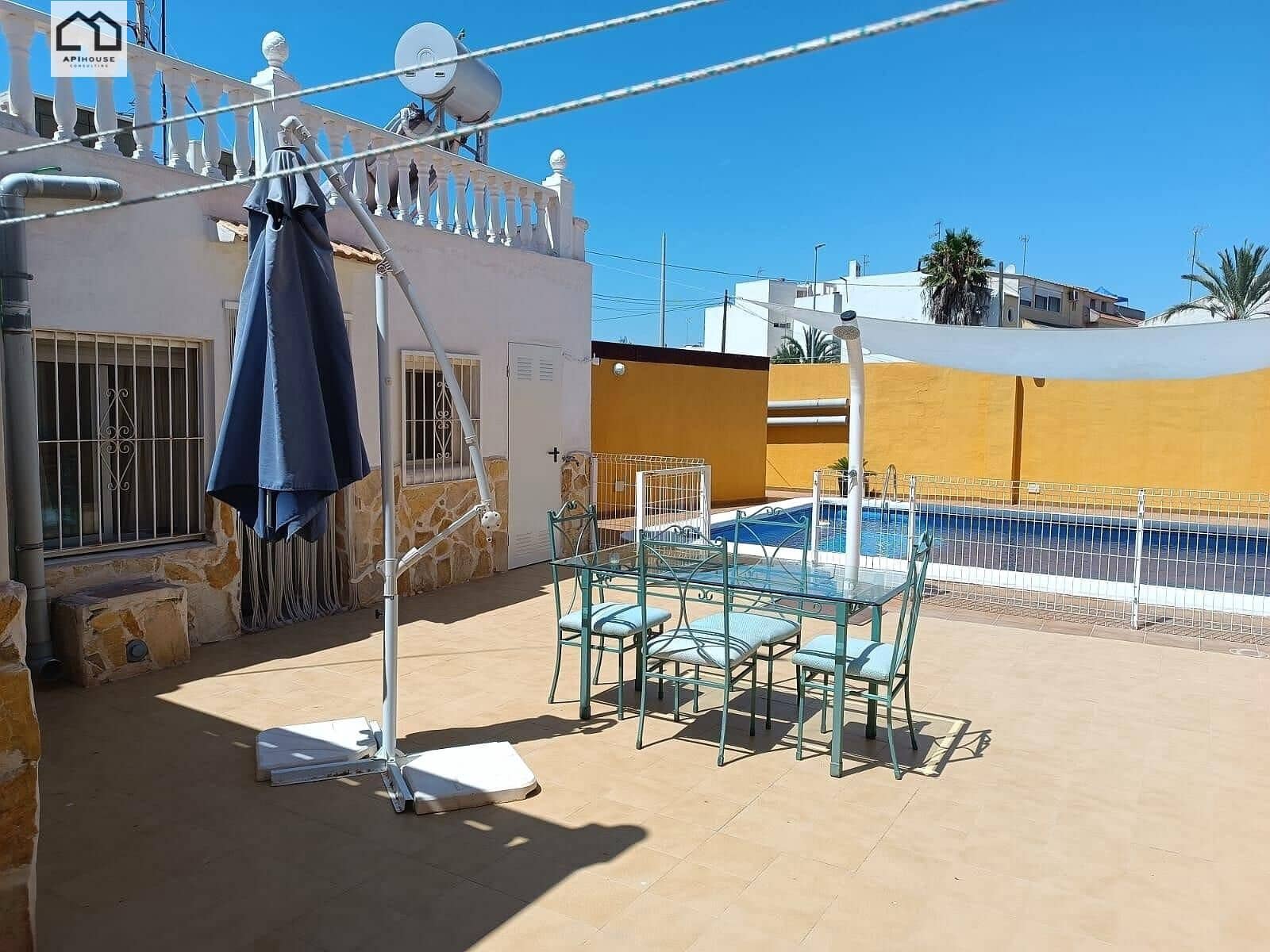 4 soveværelse Byhus til salg i Los Montesinos med swimmingpool garage - € 286.000 (Ref: 9506875)