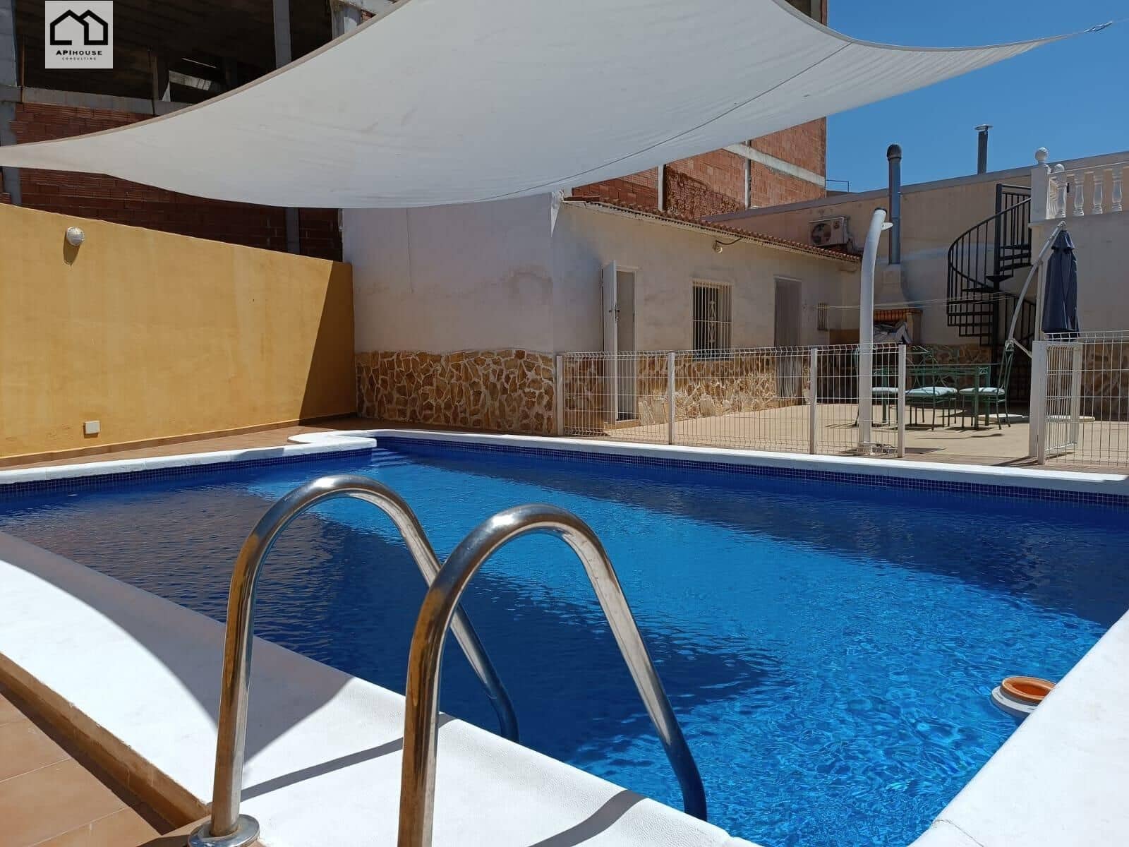 4 soveværelse Byhus til salg i Los Montesinos med swimmingpool garage - € 286.000 (Ref: 9506875)