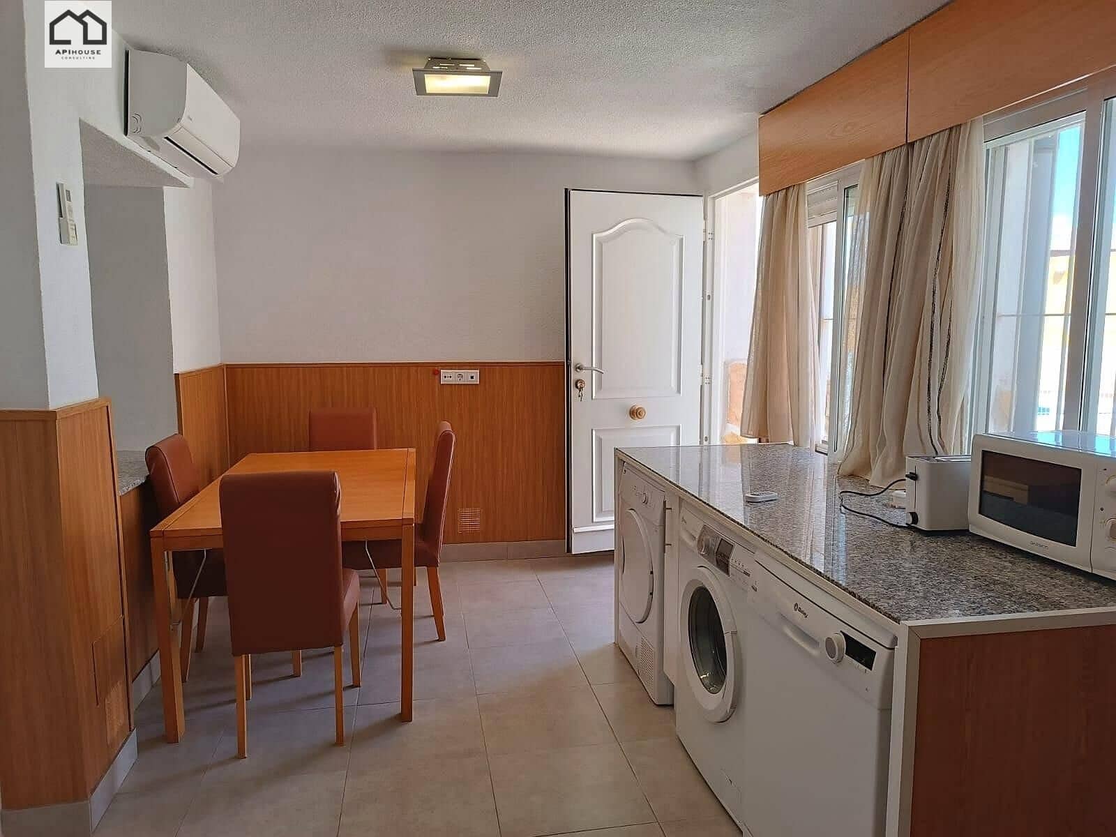 4 soveværelse Byhus til salg i Los Montesinos med swimmingpool garage - € 286.000 (Ref: 9506875)