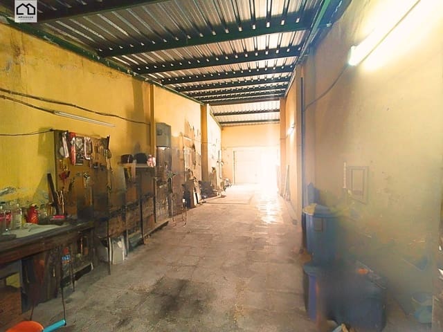 Townhouse for sale in Torrevieja - € 98,000 (Ref: 9506876)