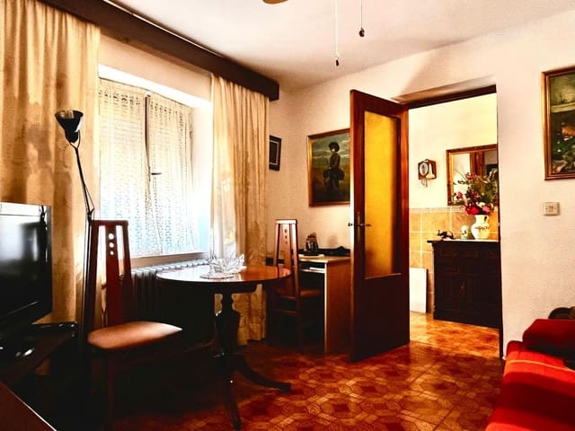 3 Zimmer Haus zu verkaufen in Lucillos - 71.000 € (Ref: 9506877)