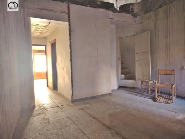 6 slaapkamer Appartement te koop in Monóvar / Monóver - € 78.000 (Ref: 9506881)