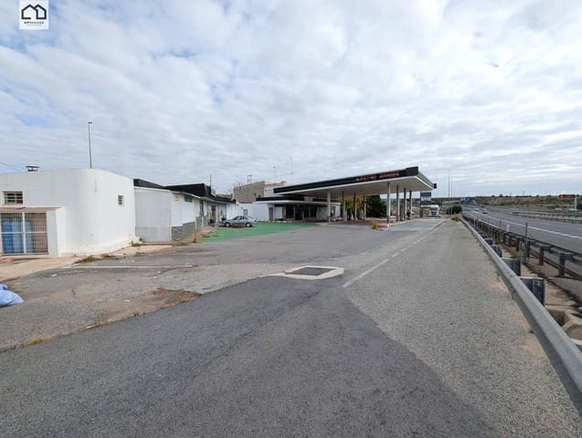 Negocio de 5 habitaciones en Monforte del Cid en venta - 525.000 € (Ref: 9506883)