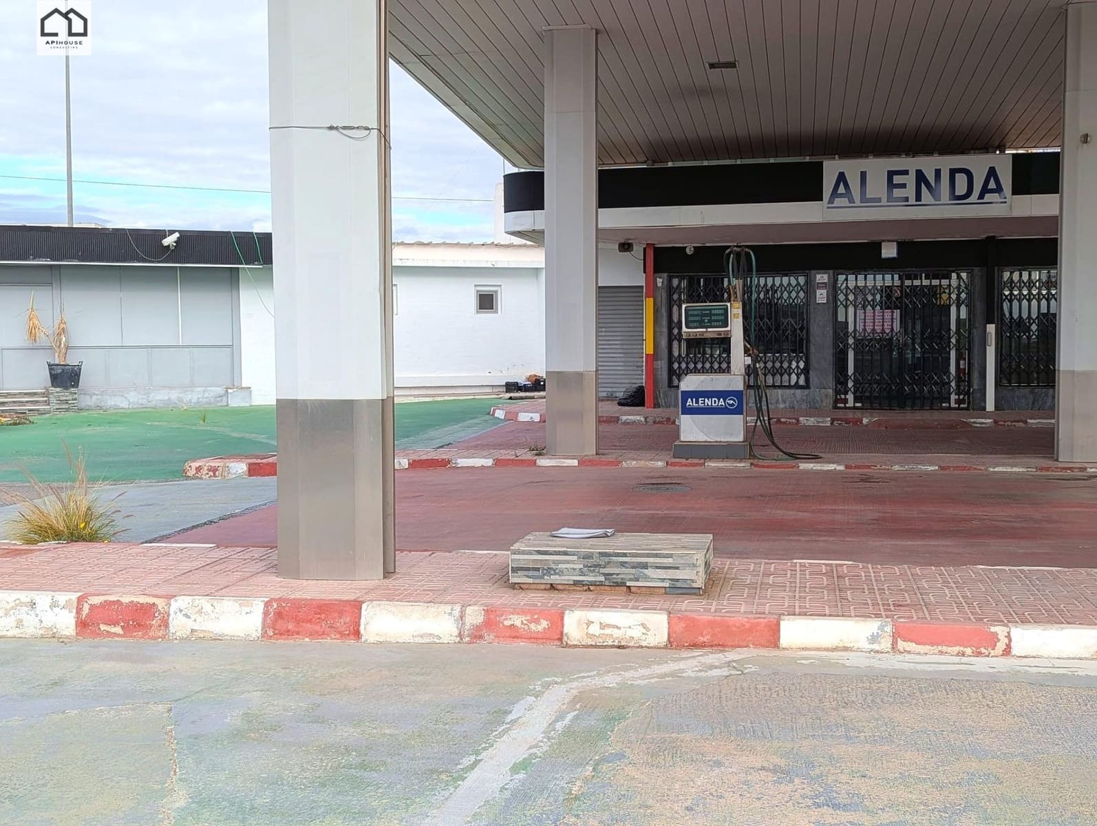 5 slaapkamer Bedrijf te koop in Monforte del Cid - € 525.000 (Ref: 9506883)