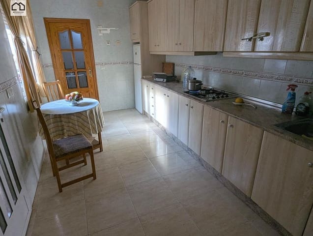 4 makuuhuone Maalaistalo myytävänä paikassa Montepinar - La Aparecida - Raiguero, Orihuela mukana uima-altaan - 370 000 € (Ref: 9506885)