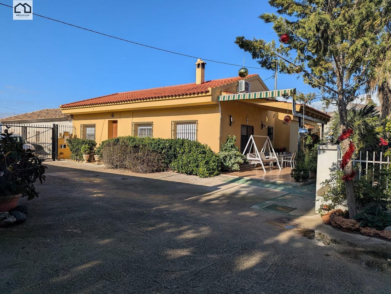 4 makuuhuone Maalaistalo myytävänä paikassa Orihuela mukana uima-altaan - 370 000 € (Ref: 9506885)