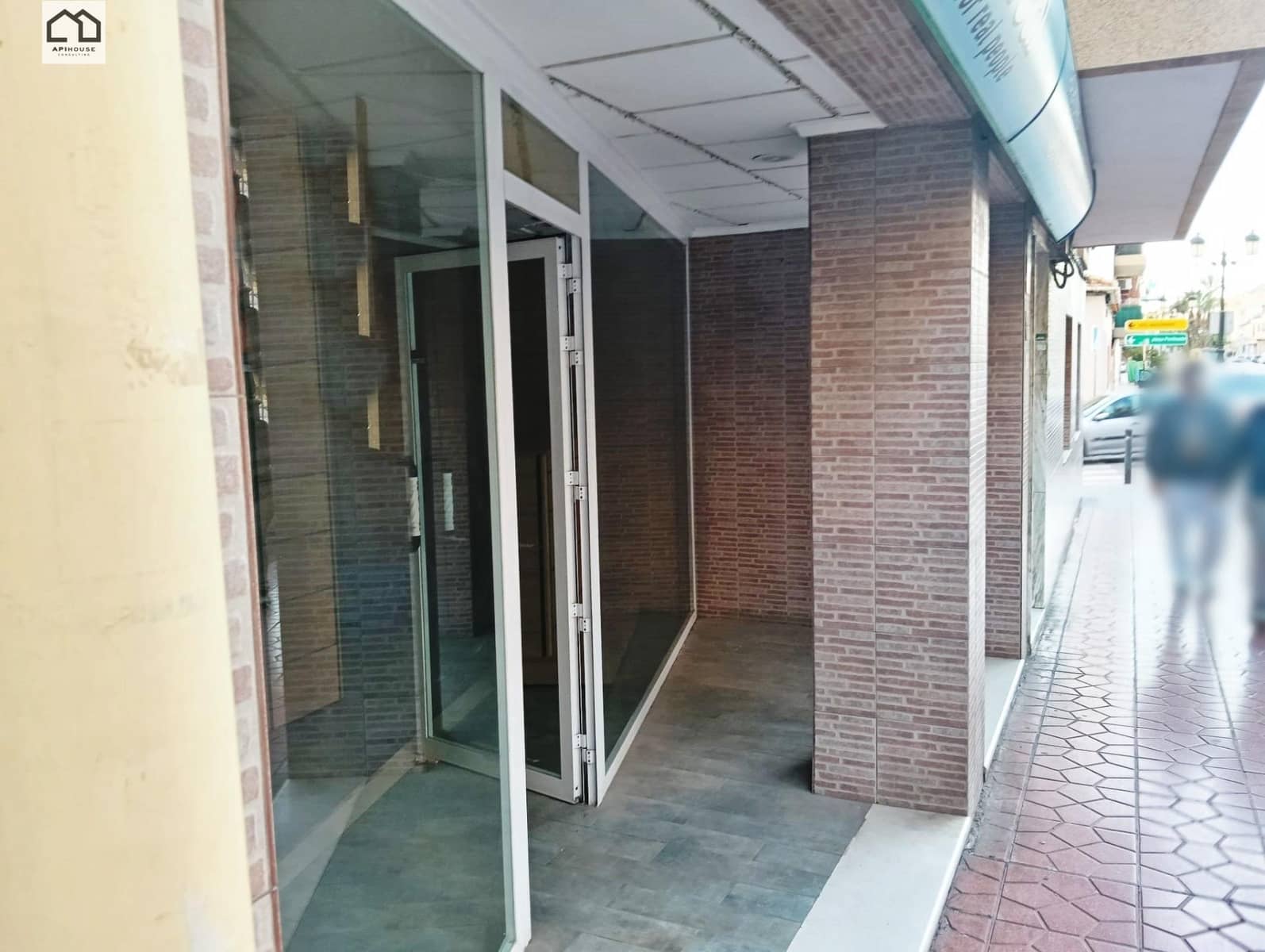 Local Comercial en Guardamar del Segura en venta - 154.000 € (Ref: 9506887)