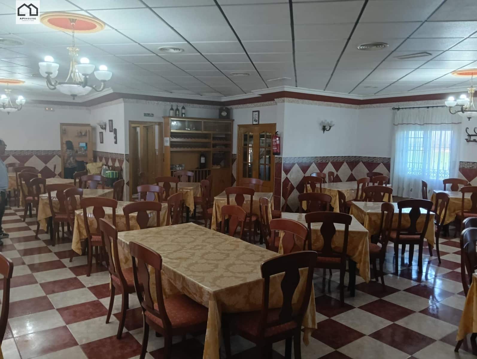 Commercieel te koop in Almoradi - € 210.000 (Ref: 9506888)