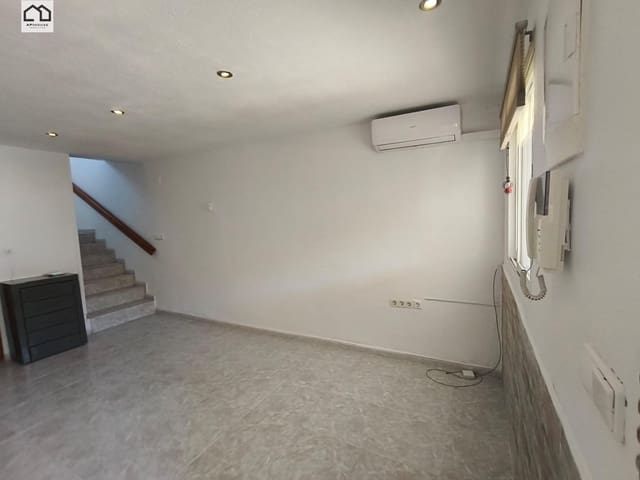 3 soveværelse Lejlighed til salg i La Siesta, Torrevieja - € 175.000 (Ref: 9520894)