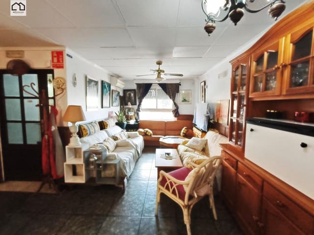 2 slaapkamer Appartement te koop in Torrevieja met zwembad - € 145.000 (Ref: 9527887)