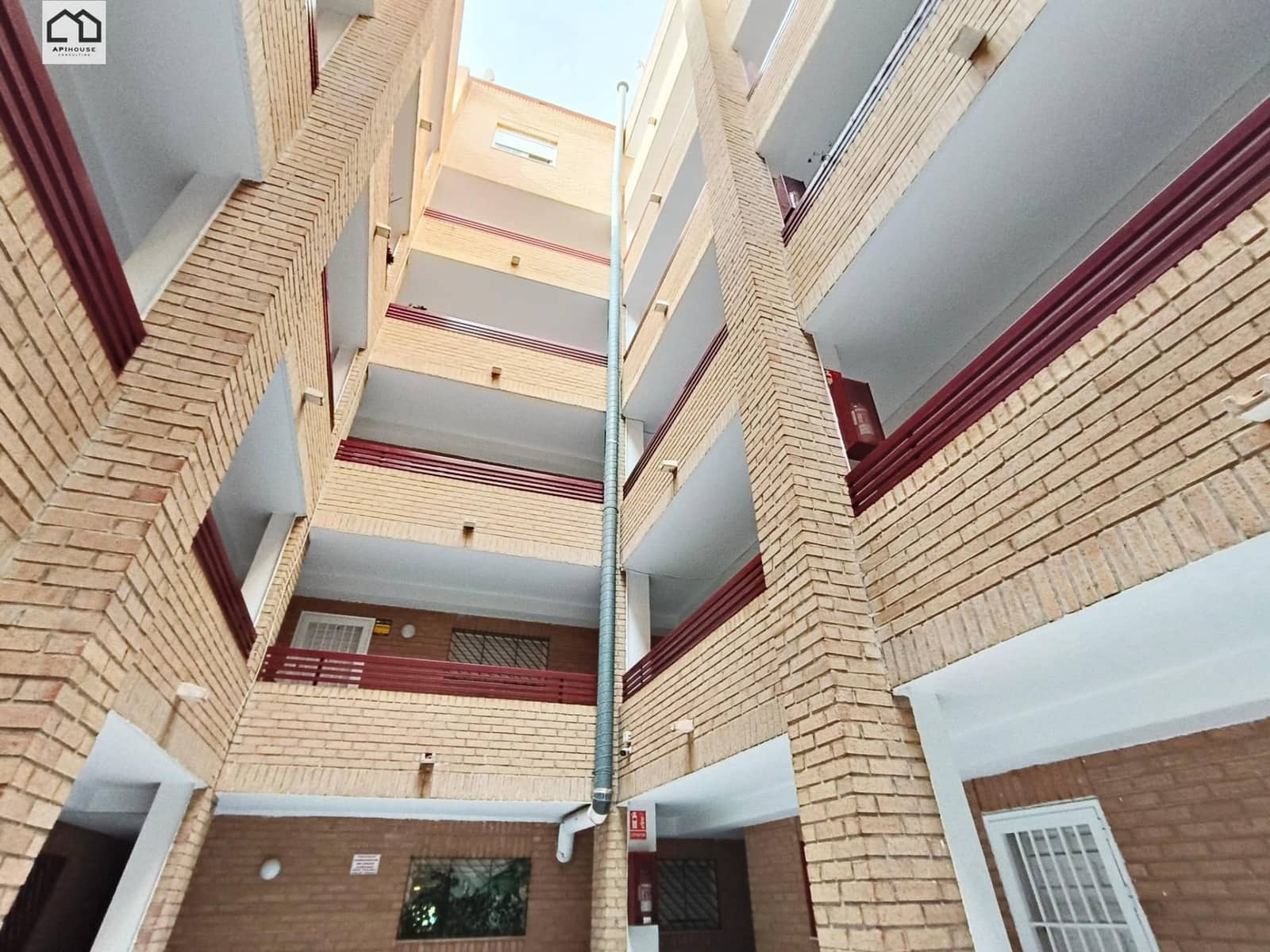 2 slaapkamer Appartement te koop in Torrevieja met zwembad - € 145.000 (Ref: 9527887)