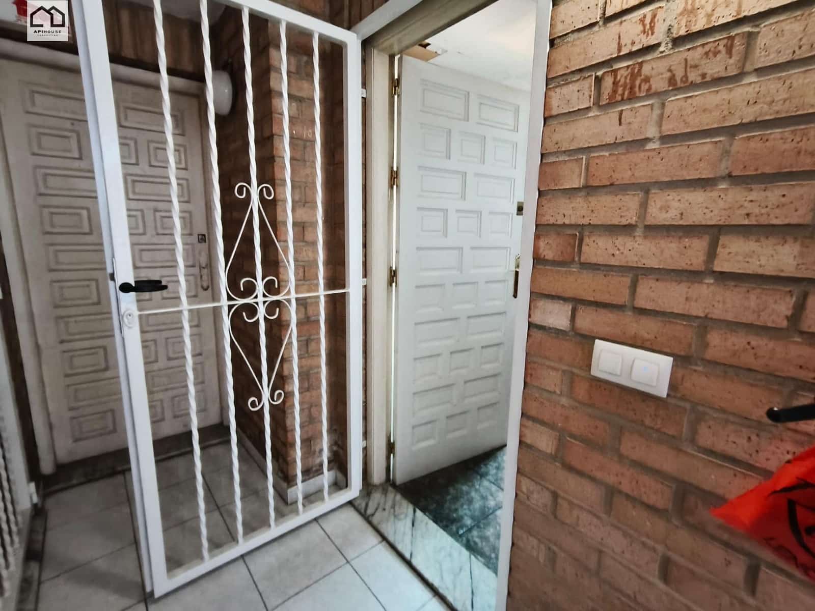 2 slaapkamer Appartement te koop in Torrevieja met zwembad - € 145.000 (Ref: 9527887)