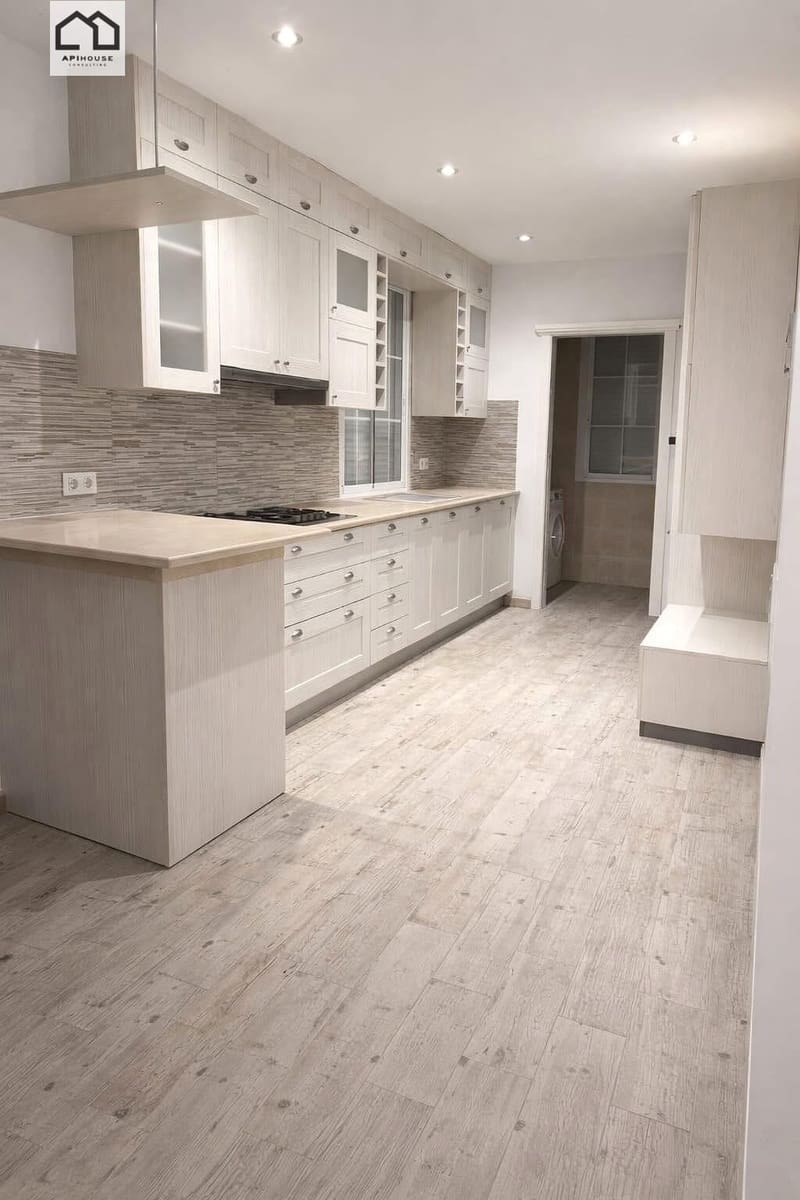 Chalet de 6 habitaciones en Pinoso en venta con piscina - 445.000 € (Ref: 9530433)