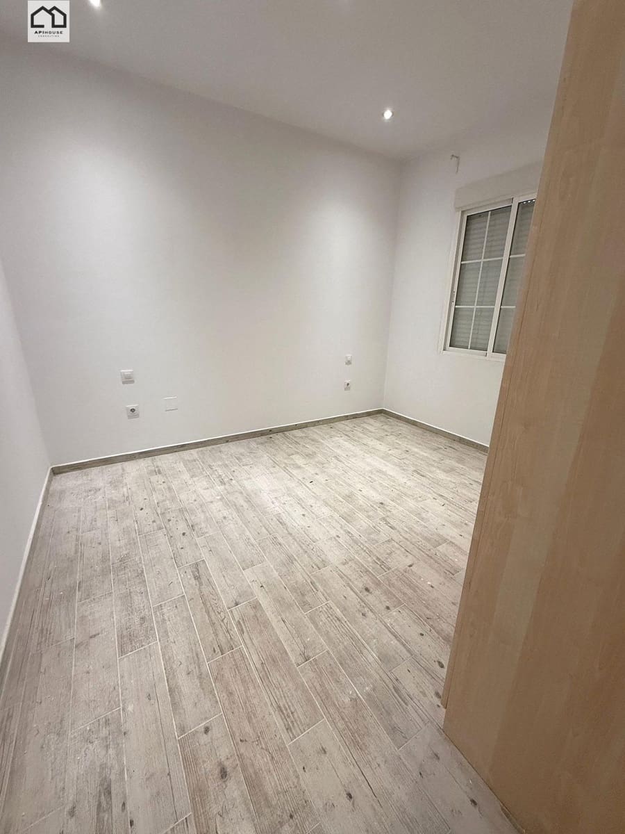 Chalet de 6 habitaciones en Pinoso en venta con piscina - 445.000 € (Ref: 9530433)